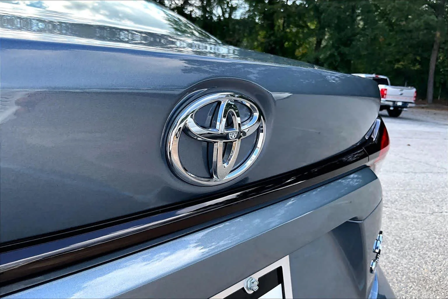 Used 2026 Celestite Toyota Hybrid LE image 31