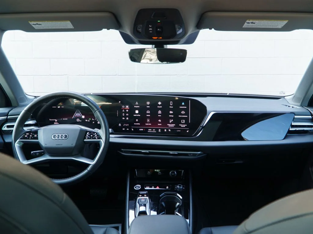 Used 2025 Blue Audi  image 21