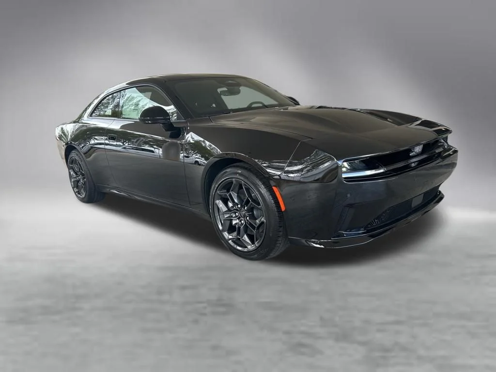 Used 2025 Dodge Charger Daytona R/T with VIN 2C3CDBCK5SR544081 for sale in Davie, FL