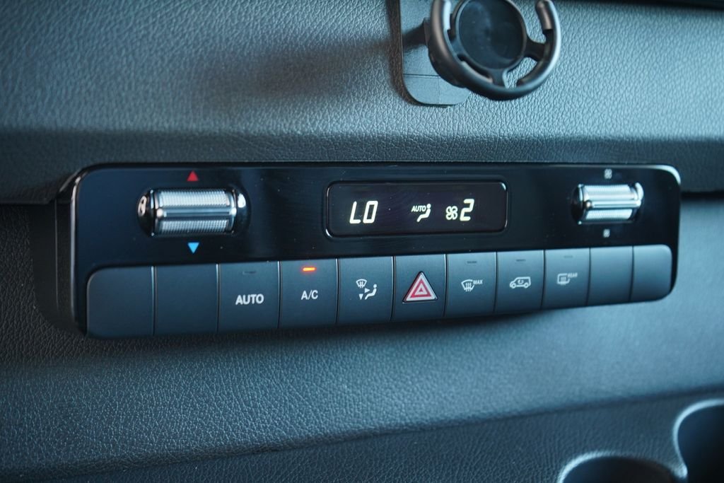 2022 Mercedes-Benz Sprinter Cargo Van Base - Photo 34