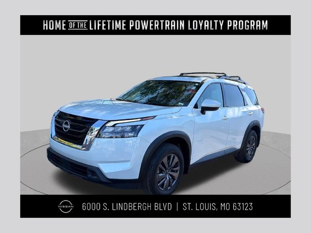 2025 Nissan Pathfinder SV