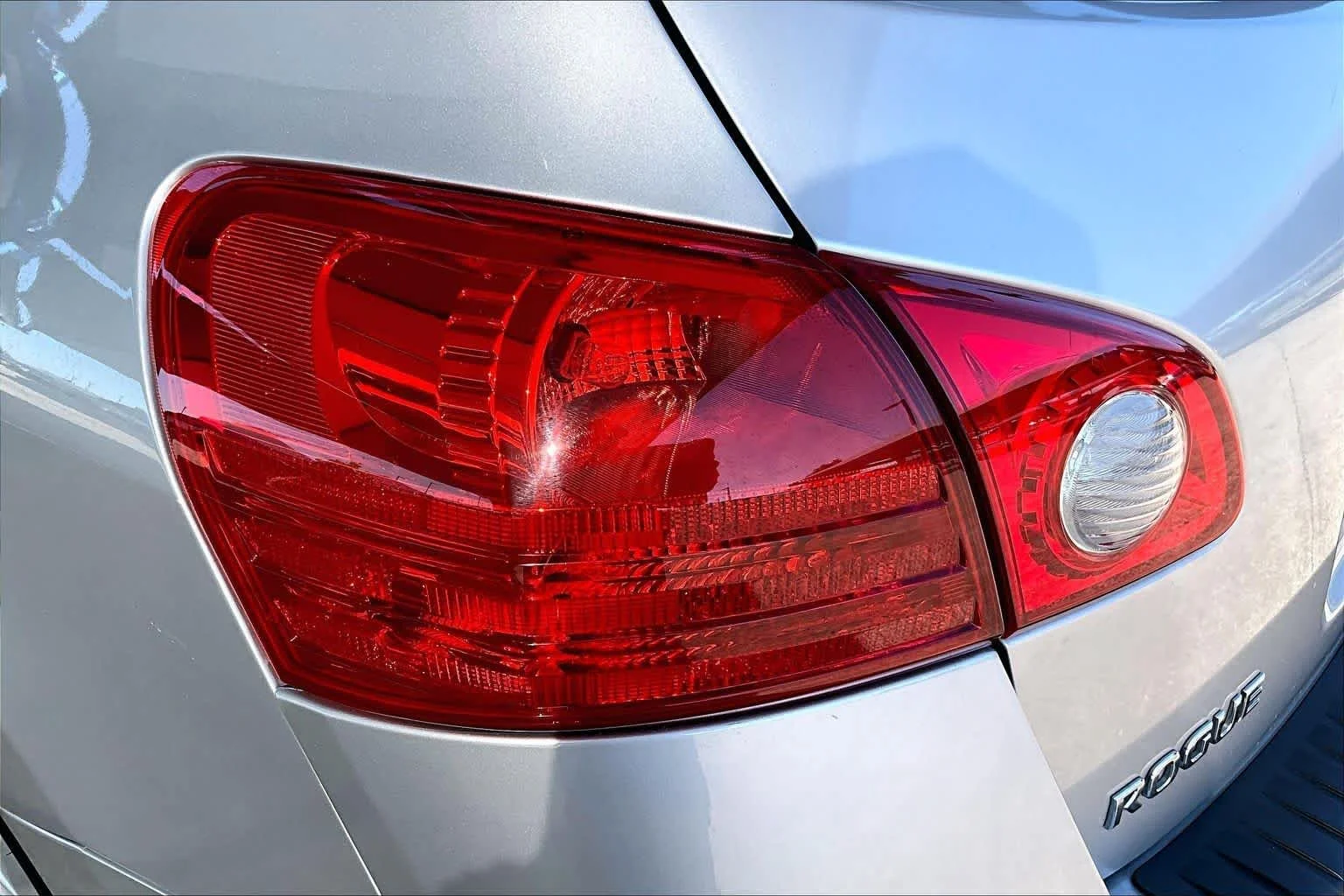 Used 2013 Brilliant Silver Nissan SV image 29