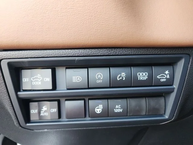 New 2026 Wind Chill Pearl Toyota 1794 Edition image 21