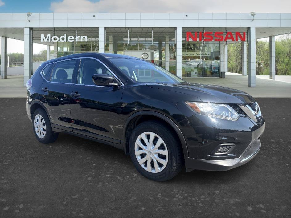 Used 2016 Magnetic Black Nissan S image 3