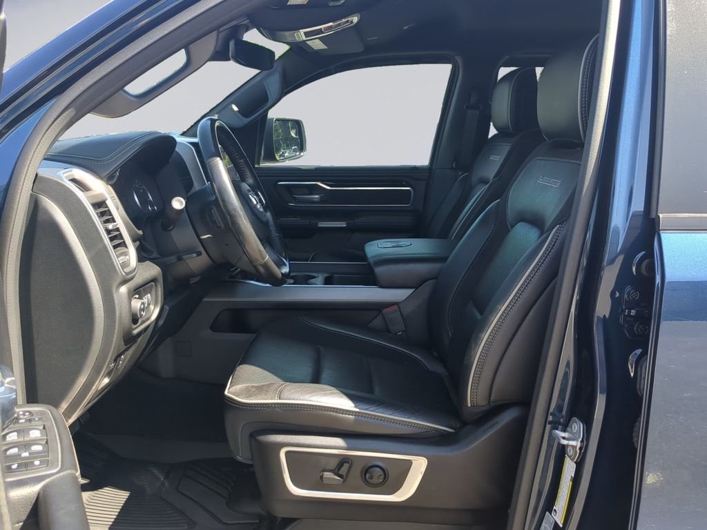 Used 2022 Patriot Blue Pearlcoat Ram Laramie image 12