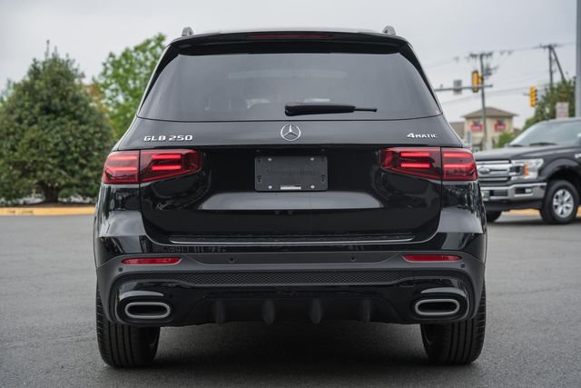 New 2026  Mercedes-Benz GLB 250 image 6