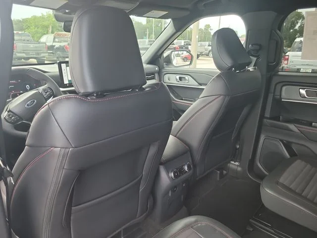 New 2026 White Metallic Ford ST-Line image 13