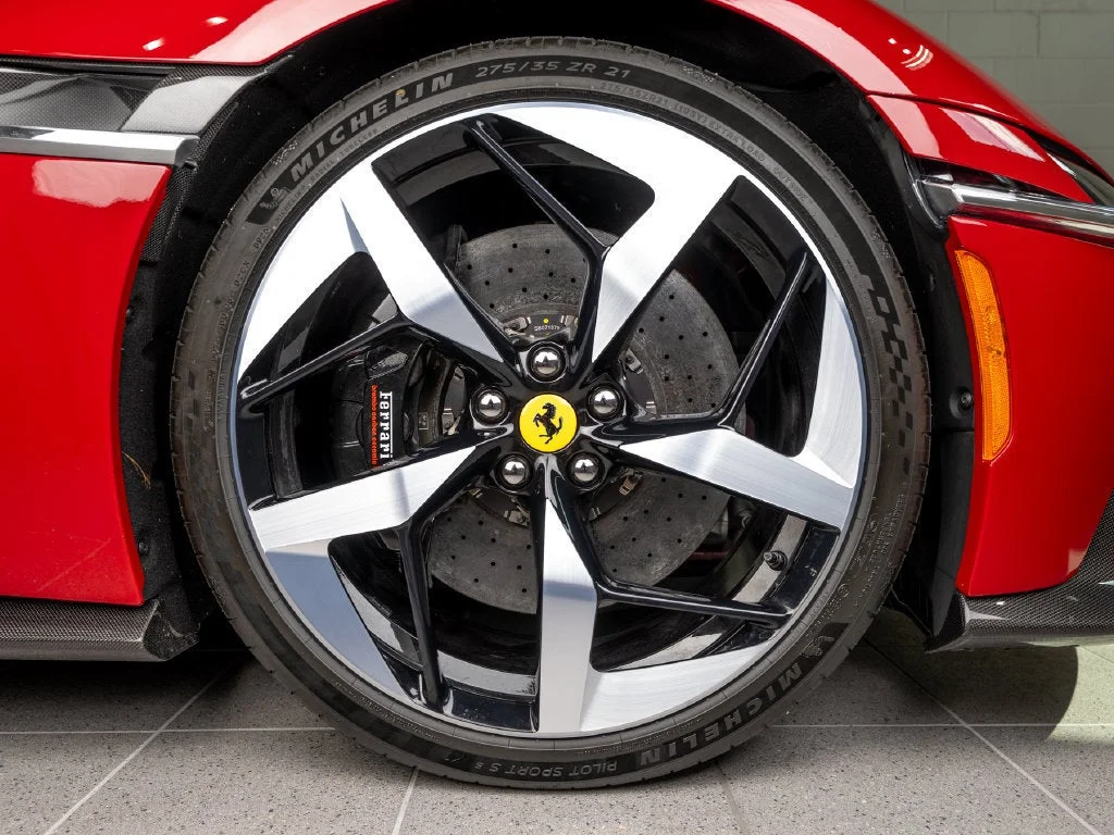 Used 2025 Rosso Mugello Ferrari Base image 43