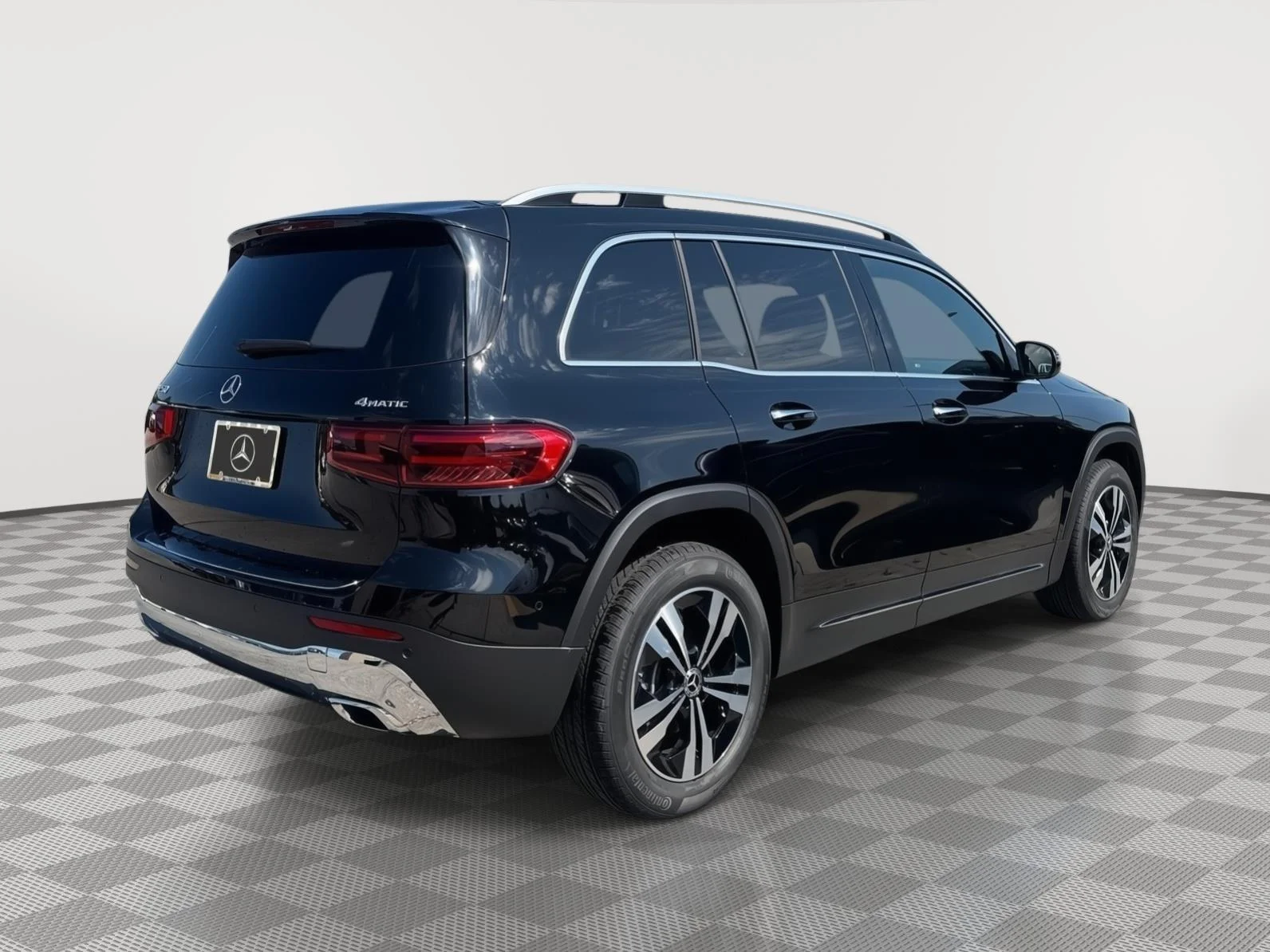 New 2026 Night Black Mercedes-Benz GLB 250 image 3