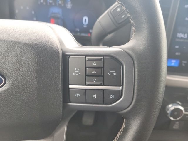 Used 2025 Gray Metallic Ford XLT image 14