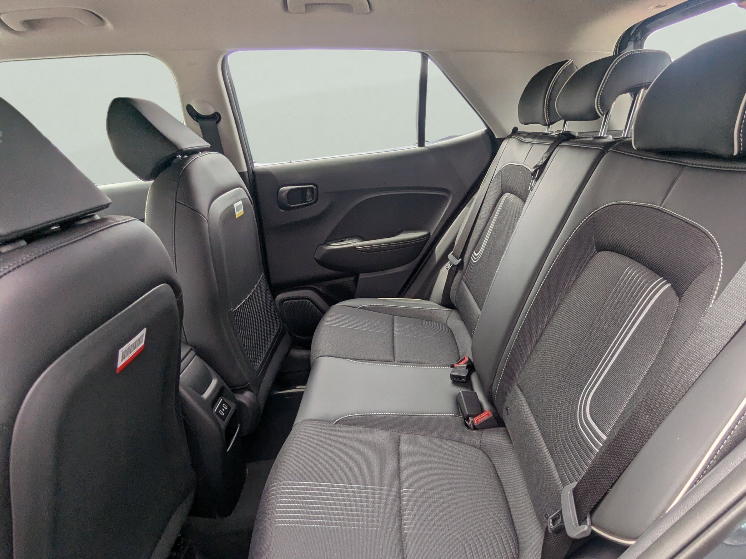New 2026 Ecotronic Gray w/Black Roof Hyundai SEL w/Two-Tone Roof image 16