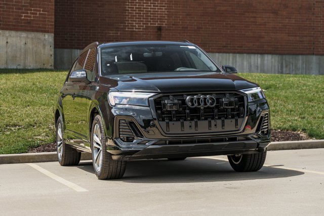 2026 Audi Q7 Premium