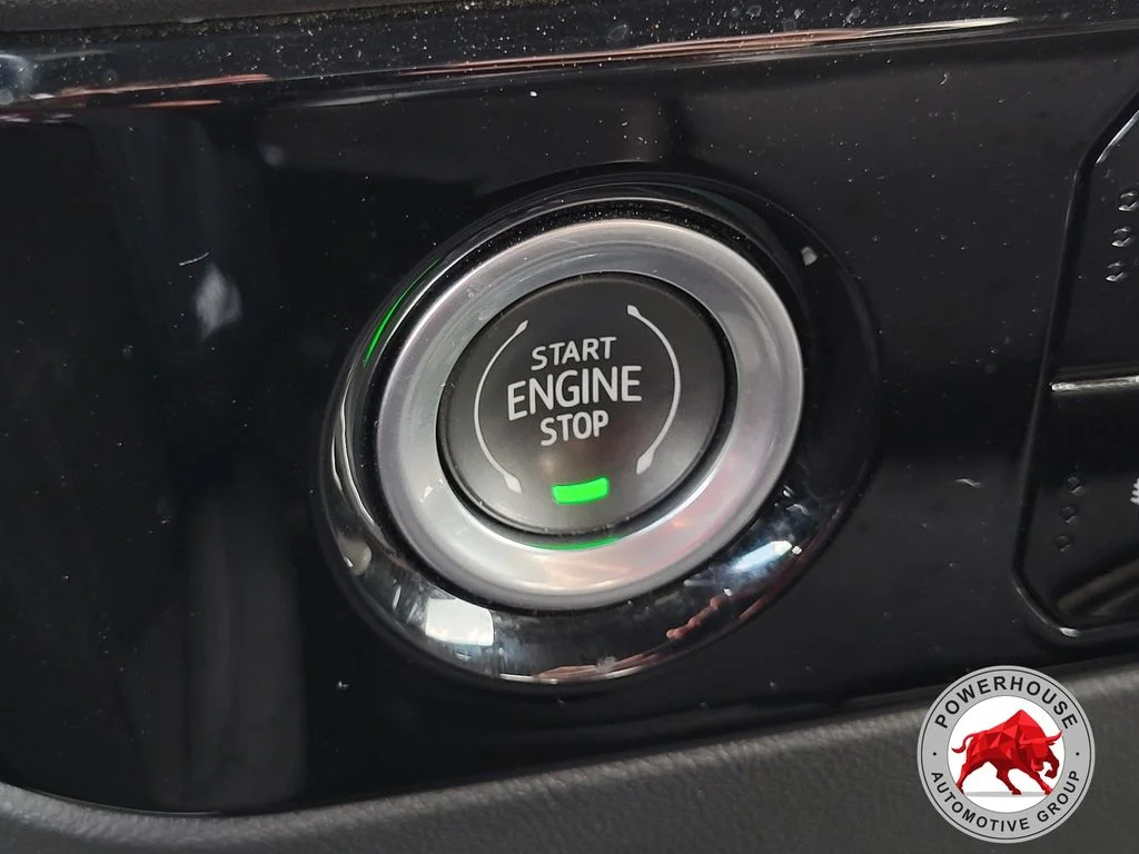 Used 2023 White Chevrolet LT image 35