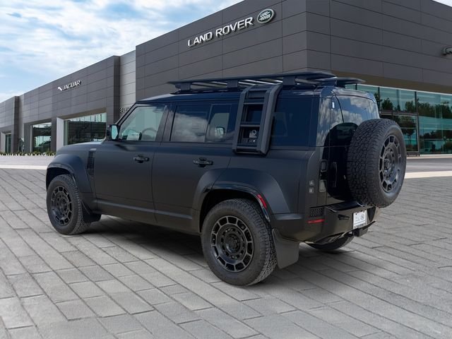 New 2026 Narvik Black Land Rover OCTA Black image 3