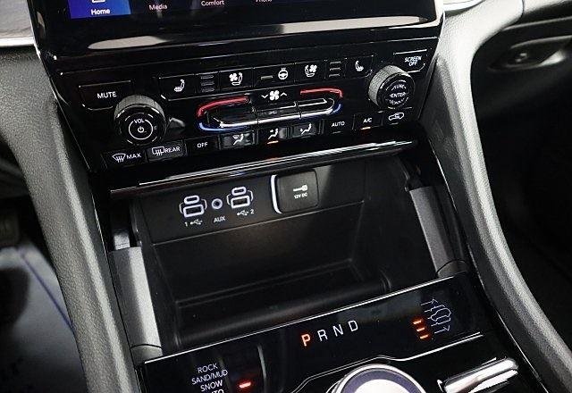 2025 Jeep Grand Cherokee Overland - Photo 13