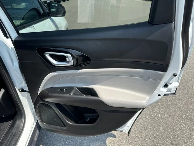 Used 2025 White Jeep Limited image 11