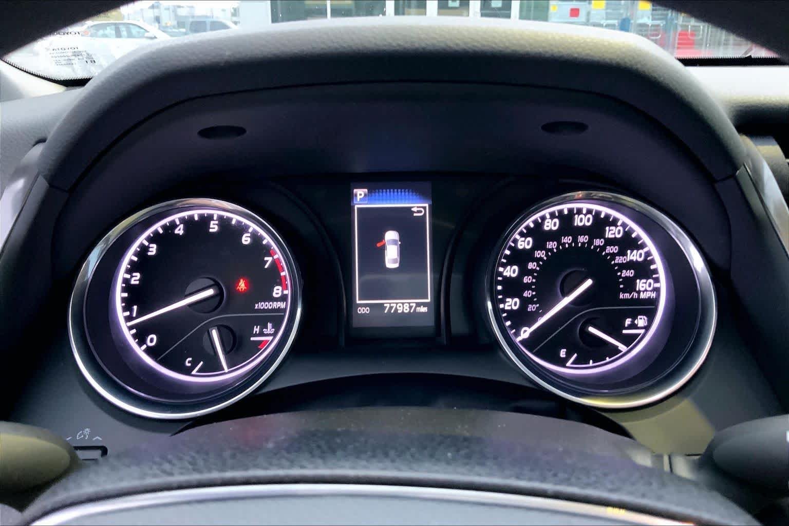 Used 2019 Super White Toyota LE image 25