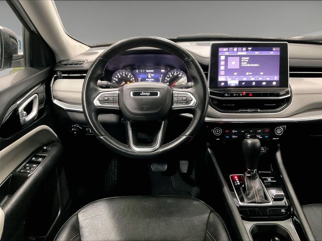 Used 2022 White Jeep Limited image 17