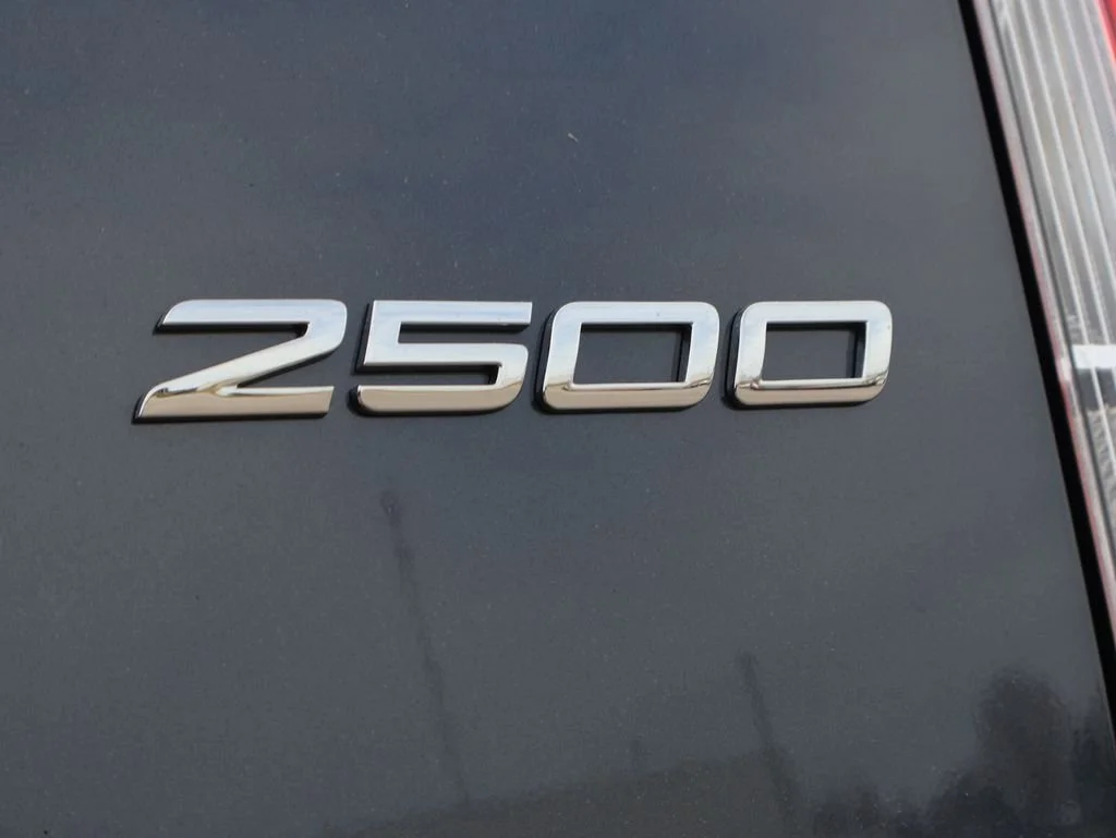 New 2026 Tenorite Gray Metallic Mercedes-Benz Cargo 144 WB image 63