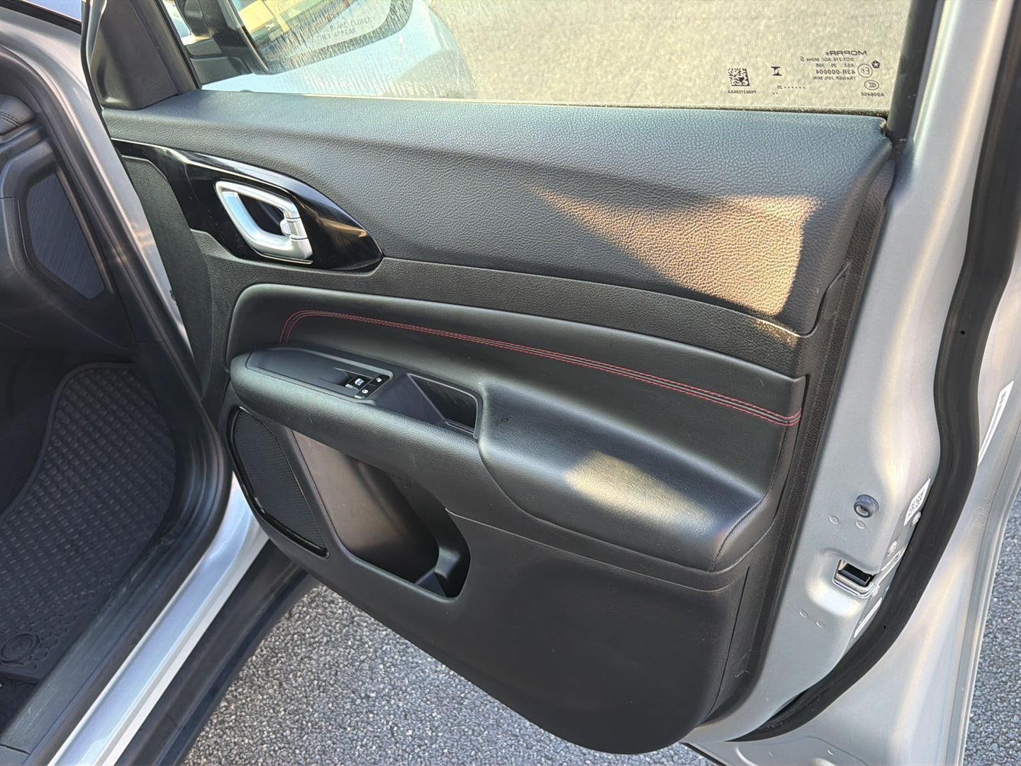 2025 Jeep Compass Trailhawk - Photo 14