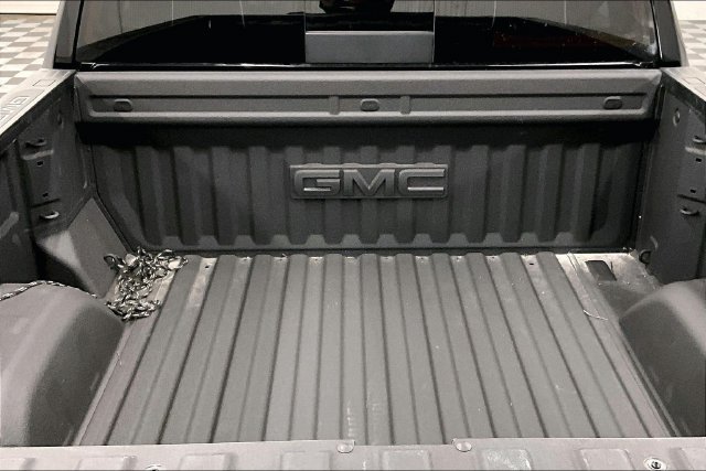 Used 2026 Onyx Black GMC AT4X image 33