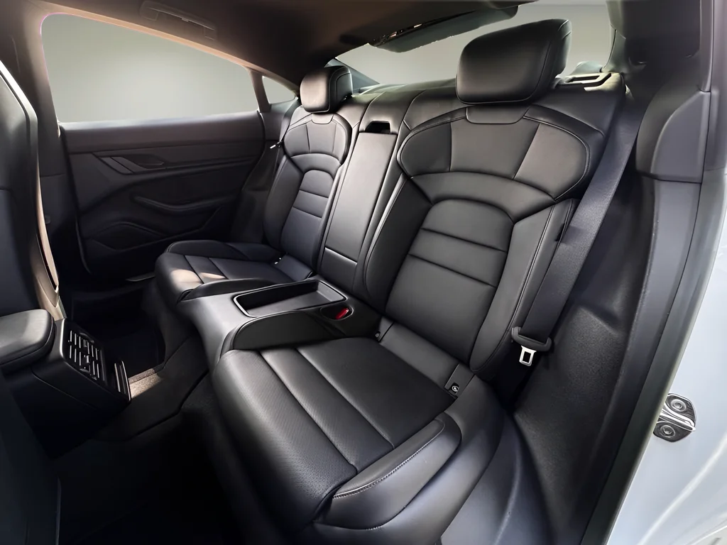 2023 Porsche Taycan S - Photo 19