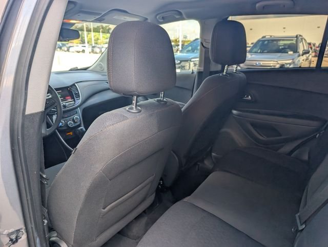 Used 2020 Gray Chevrolet LS image 25