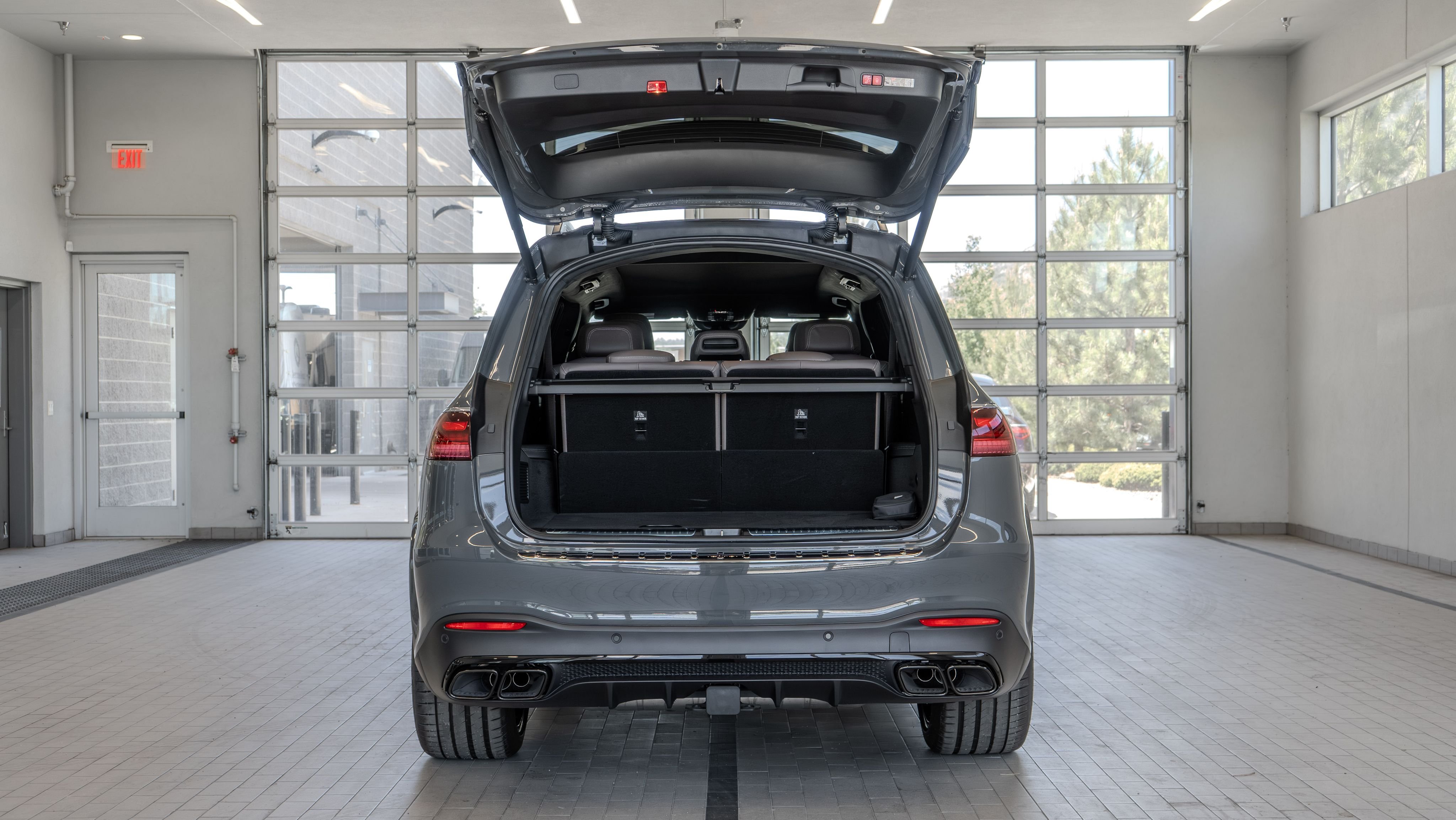 New 2026 MANUFAKTUR Silicon Grey Mercedes-Benz GLS 63 AMG® image 16