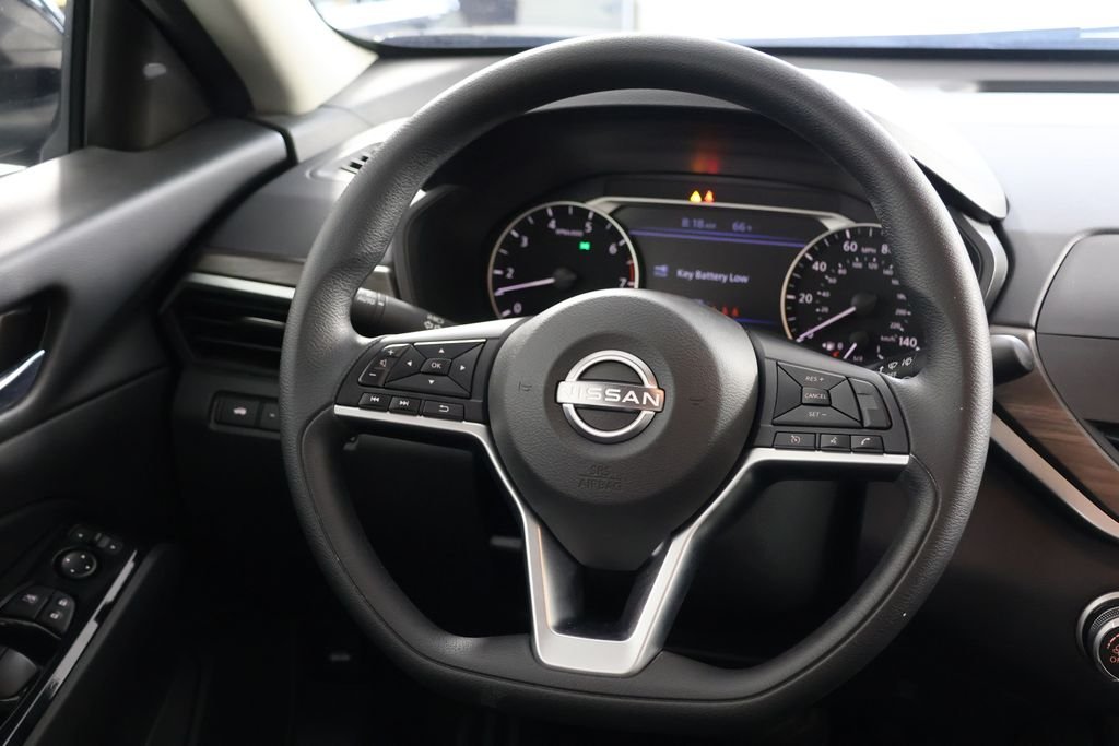 Used 2023 Black Nissan 2.5 SV image 10