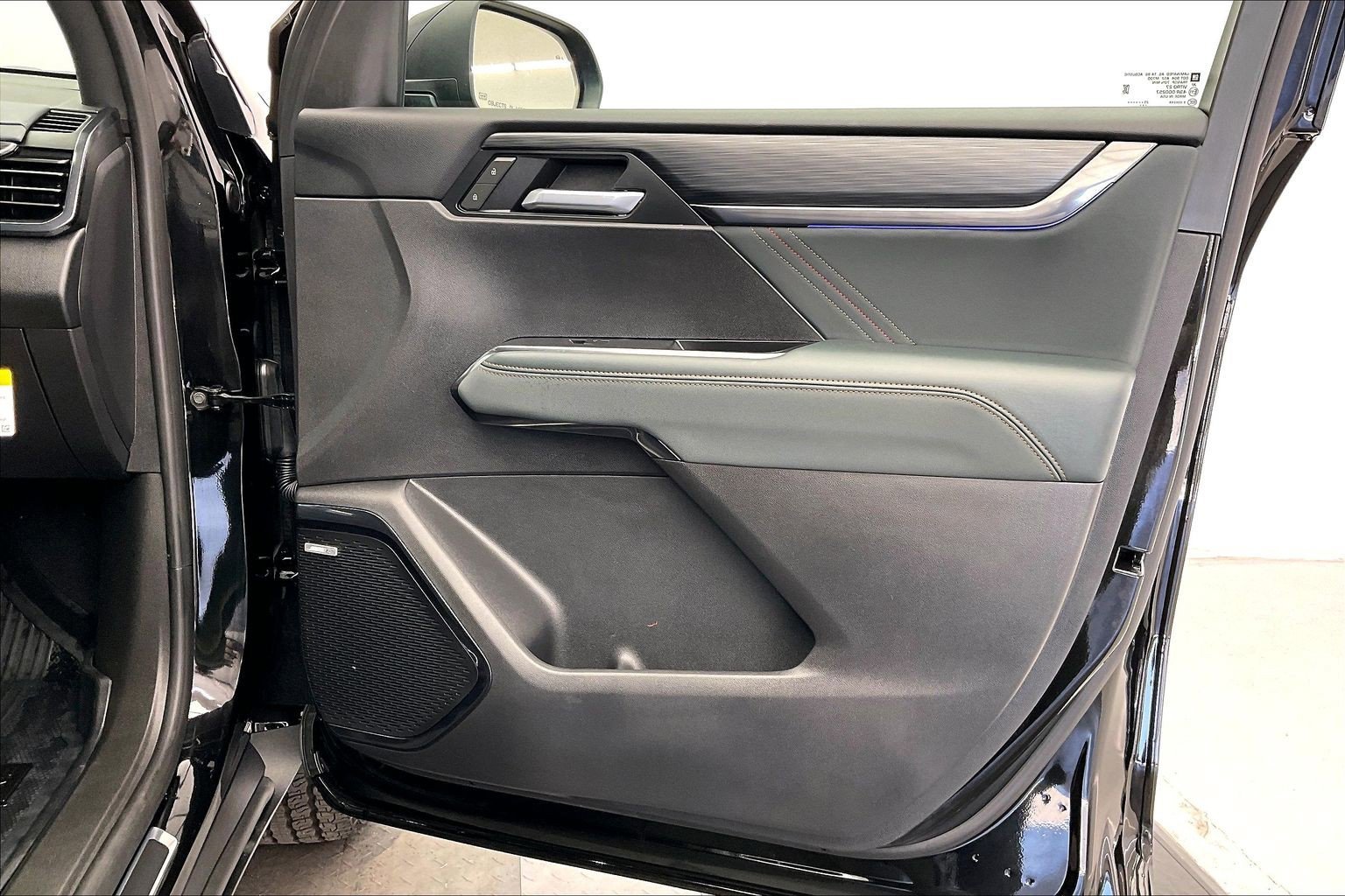 2026 GMC Acadia AT4 - Photo 26