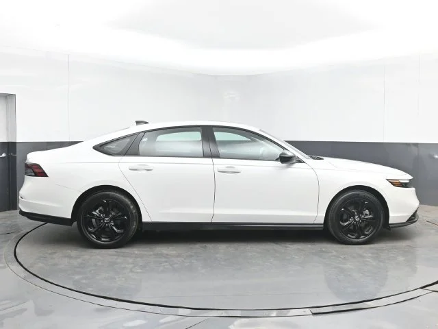 2025 Honda Accord SE - Photo 65