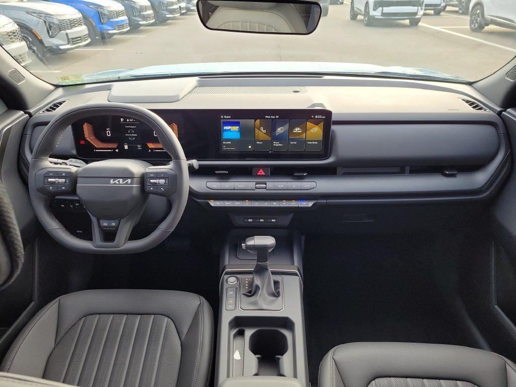 New 2027 Frost Blue / Black Roof Kia X-Line S image 17