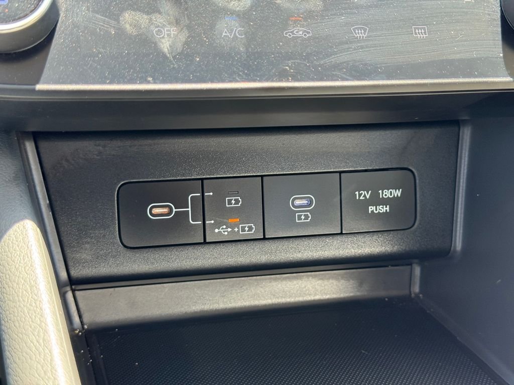 2025 Hyundai Sonata SEL - Photo 17