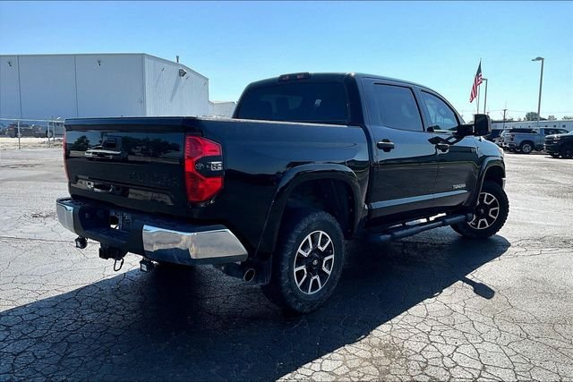 Used 2014 Black Toyota SR5 image 4