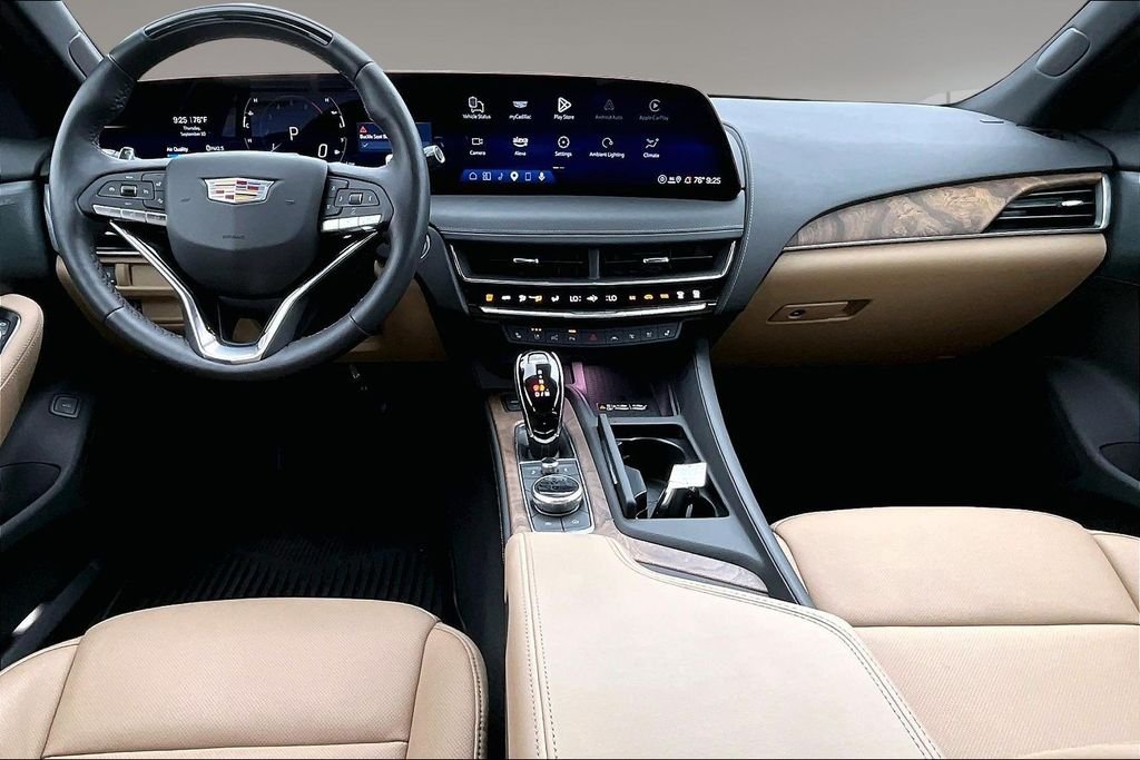 Used 2025 Silver Cadillac Premium Luxury image 15