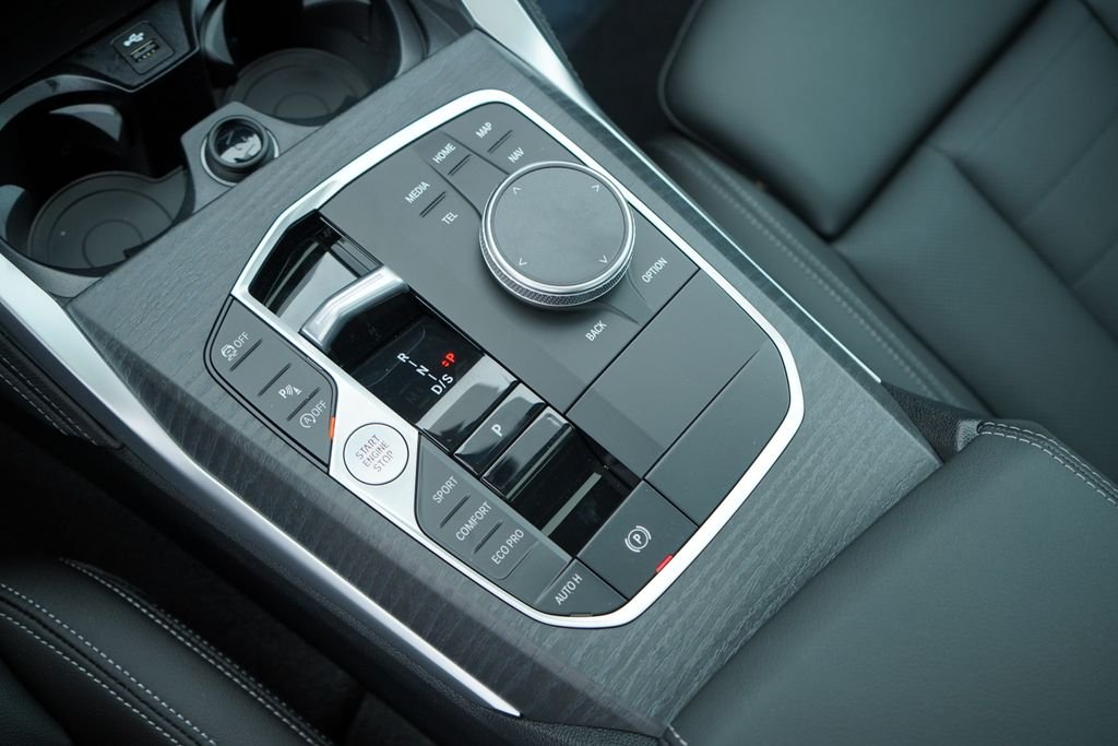 2026 BMW 4 Series 430i - Photo 17