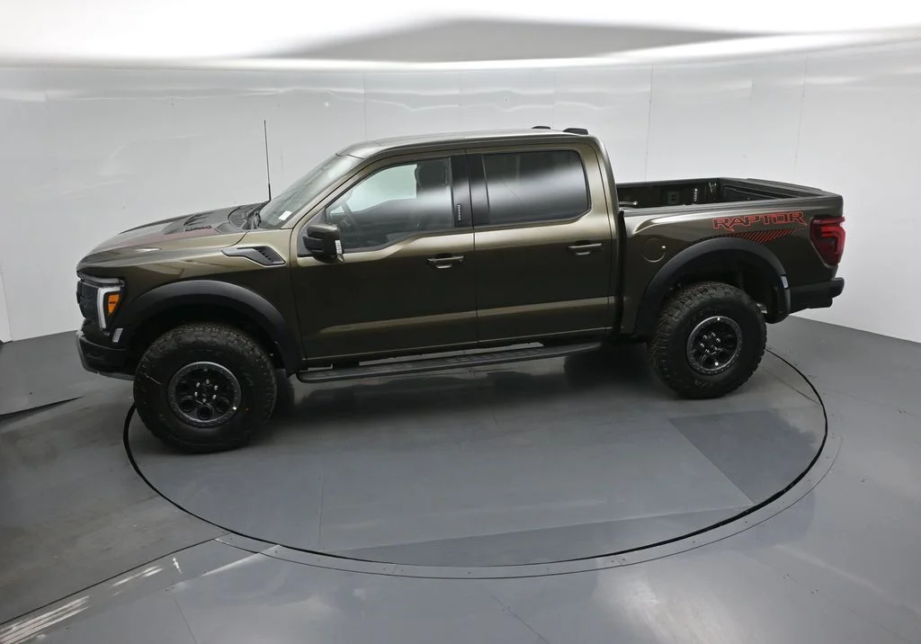 New 2026 Shelter Green Ford Raptor image 45