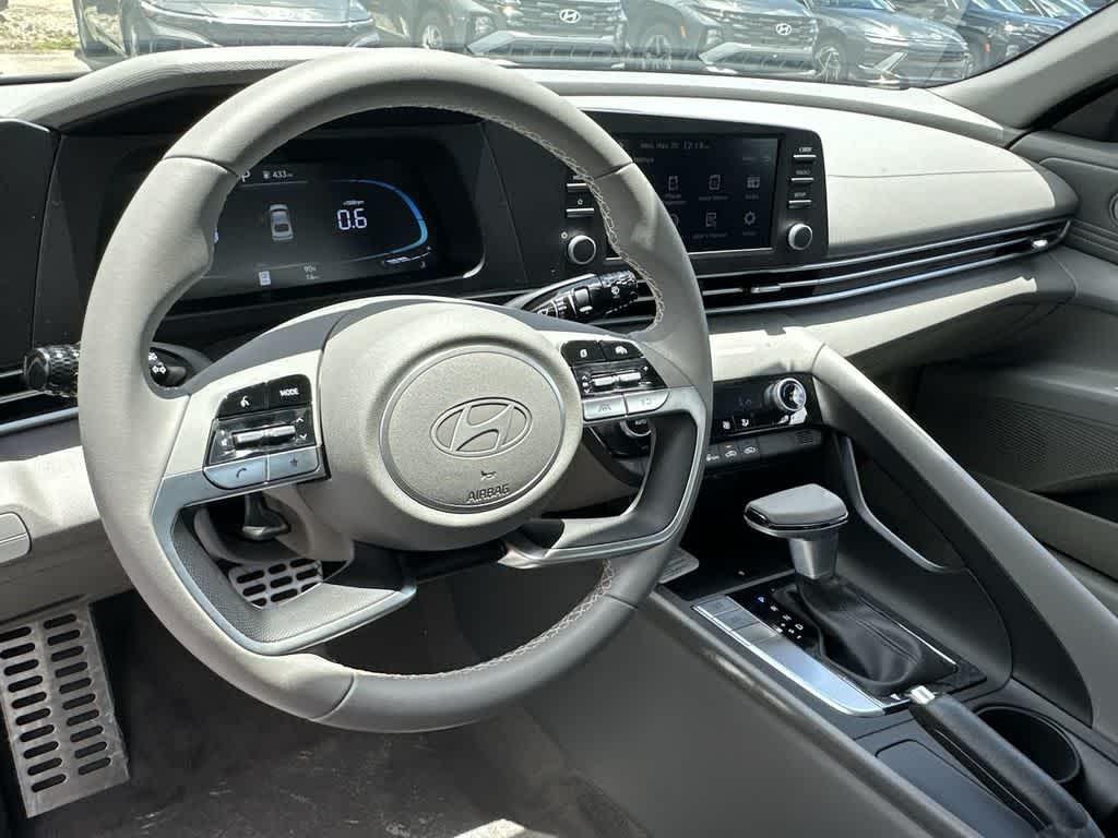 2026 Hyundai Elantra SEL Sport - Photo 12