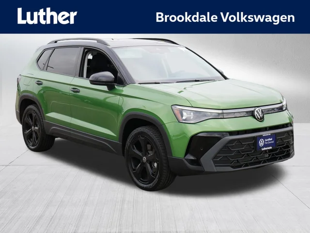2025 Volkswagen Taos SE Black