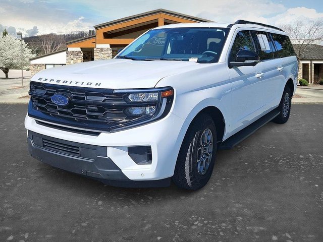 2026 Ford Expedition MAX Active