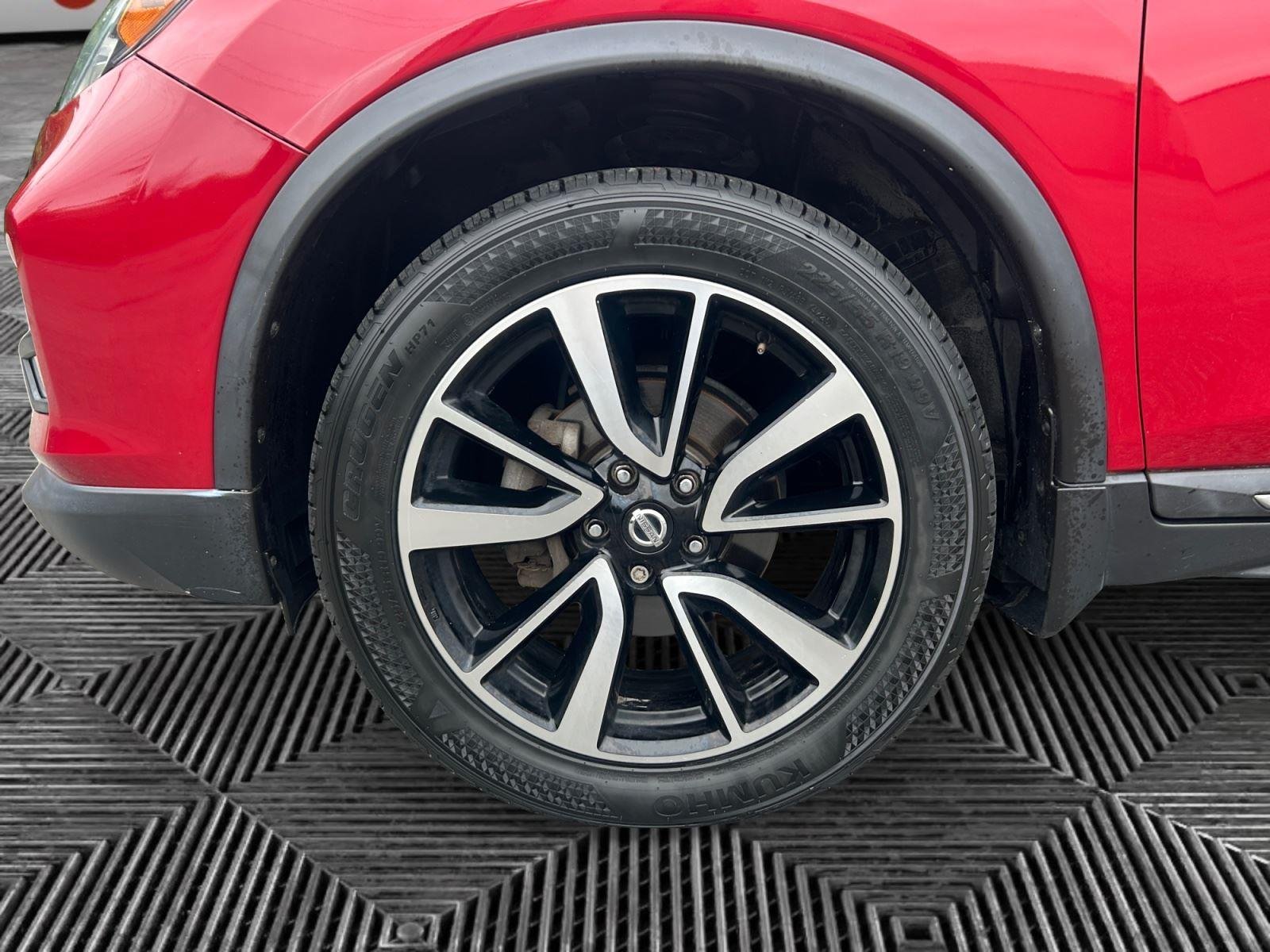 Used 2017 Palatial Ruby Nissan SL image 14