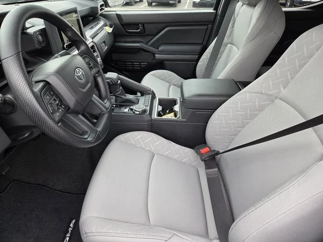 2026 Toyota Tacoma SR5 - Photo 19