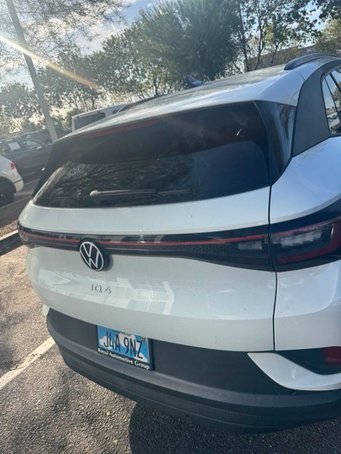 Certified Used 2023 Pure White Volkswagen Pro image 5