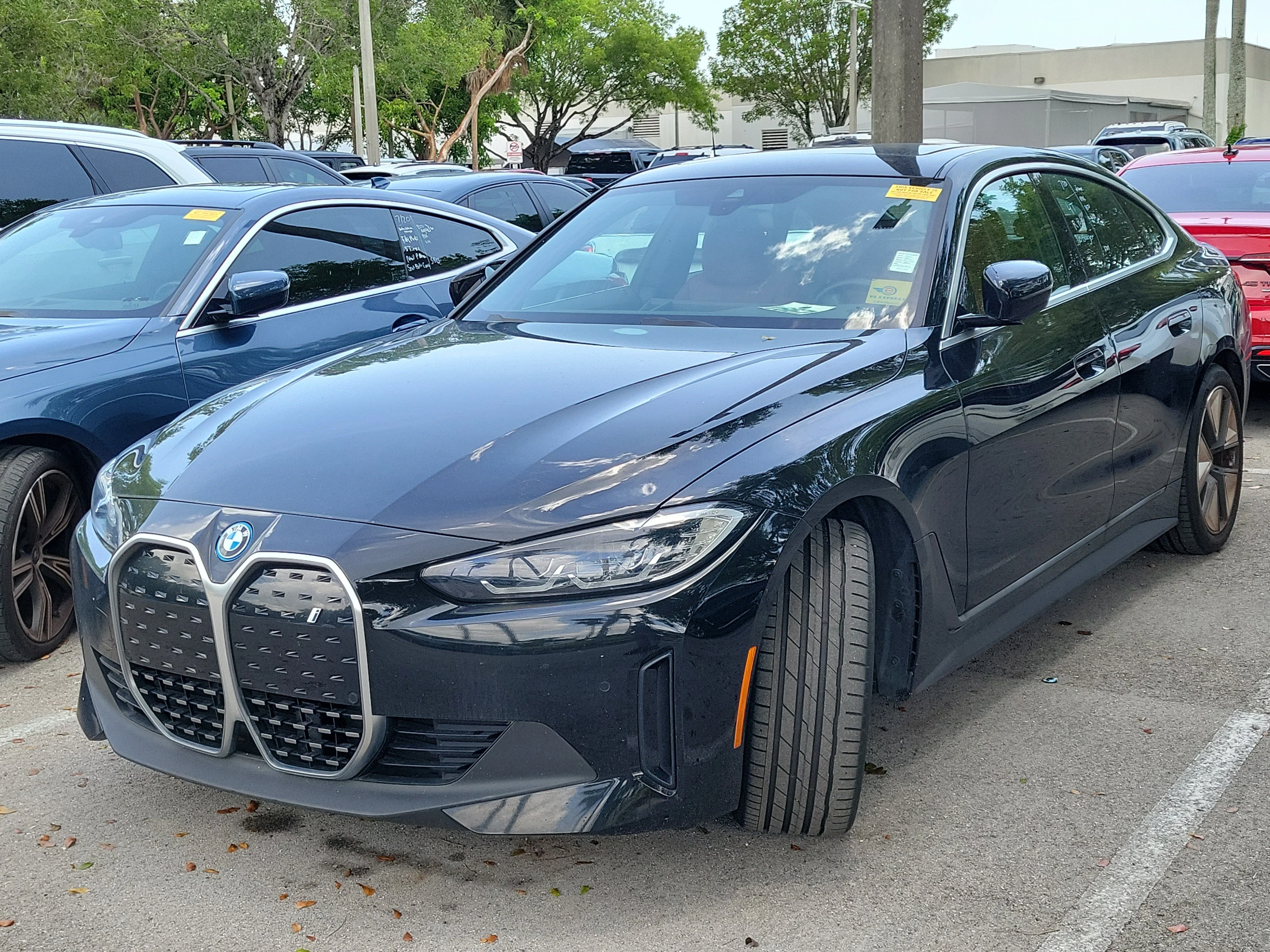 Used 2024 Jet Black BMW eDrive35 image 3