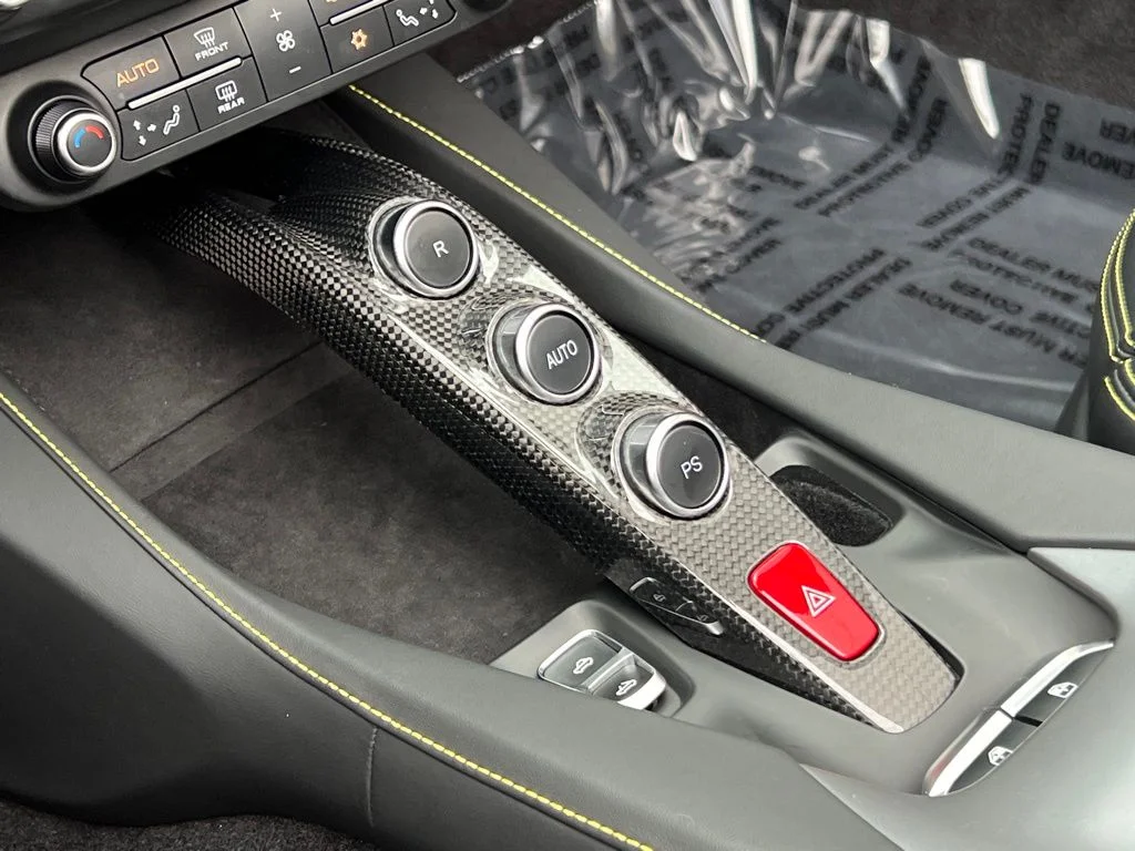 Used 2022 Yellow Ferrari M image 30