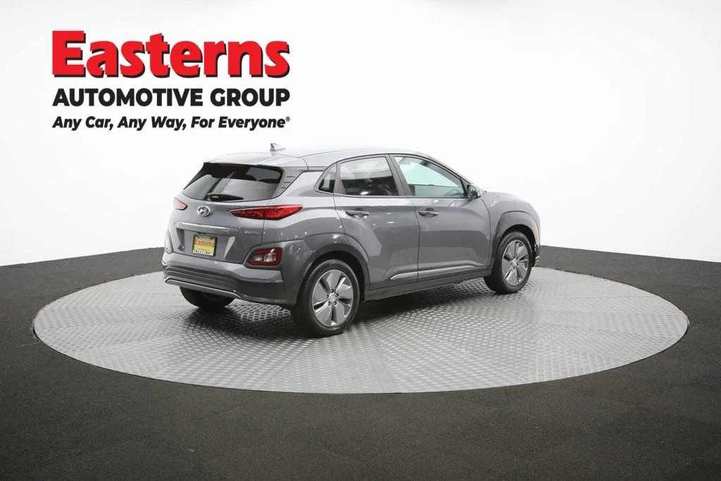 Used 2021 Gray Hyundai Ultimate image 38