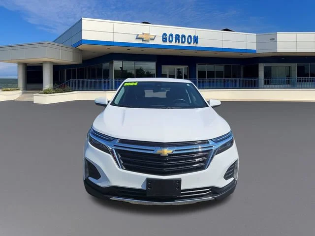 Used 2024 Summit White Chevrolet LT image 8