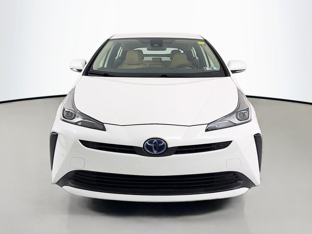 Used 2020 Blizzard Pearl Toyota LE image 2