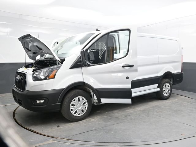 Used 2025 White Ford Base image 52
