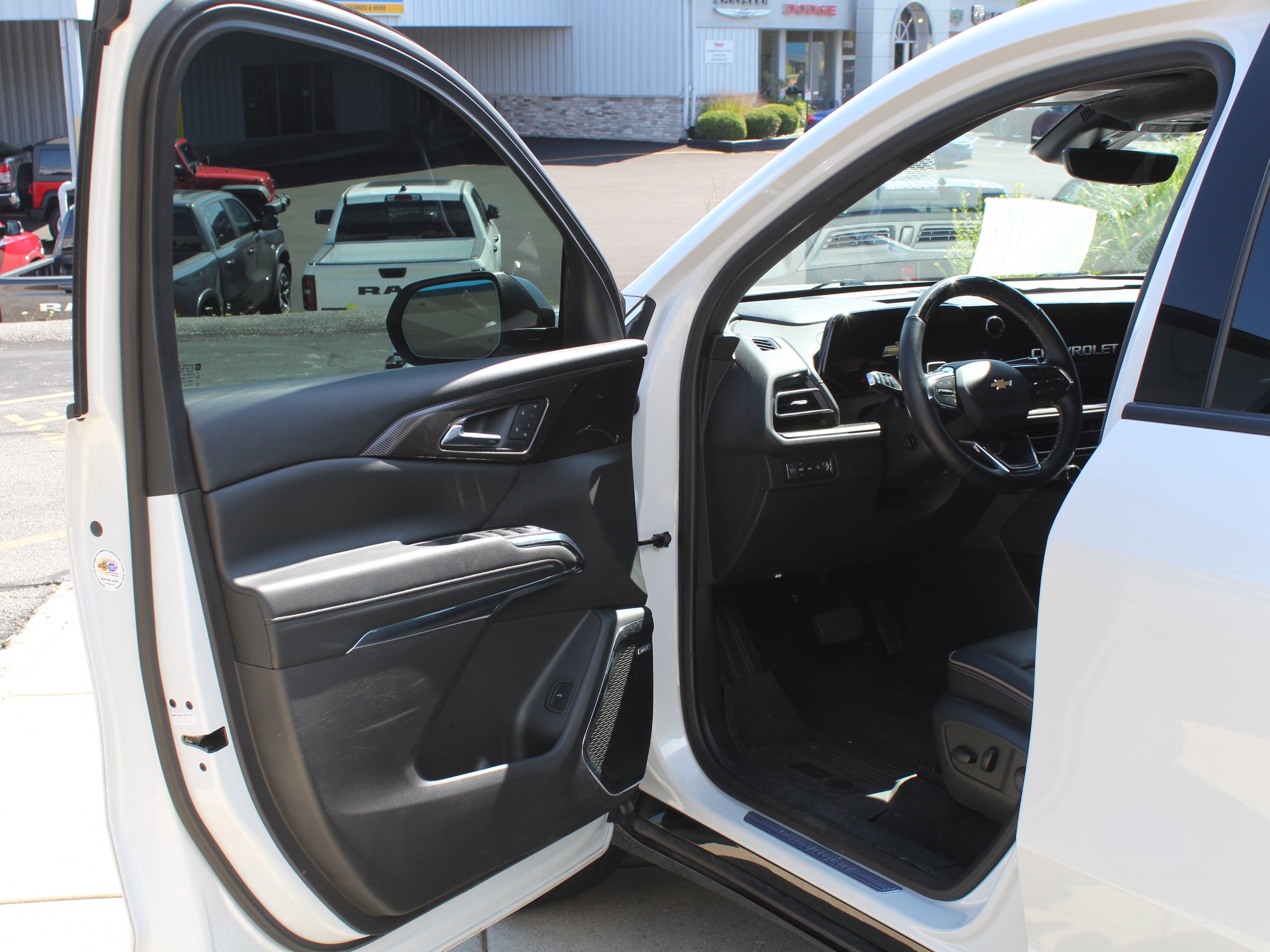 2025 Chevrolet Traverse High Country - Photo 13